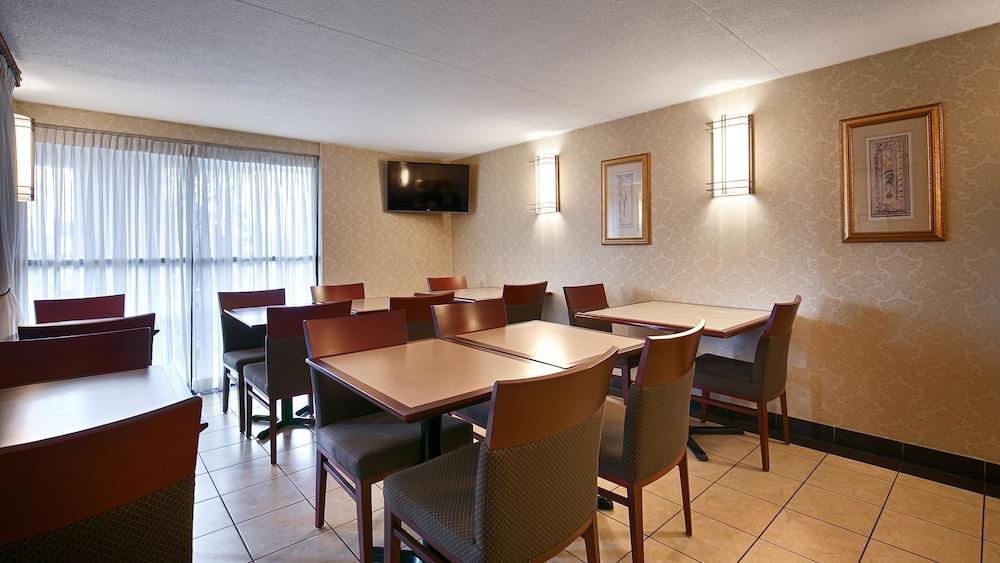 Best Western Halton Hills Georgetown Exteriör bild